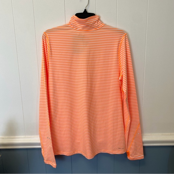 New womens Nike Dri-Fit top - Picture 2 of 2